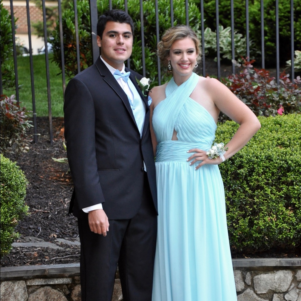 Prom dress (WORN ONCE)